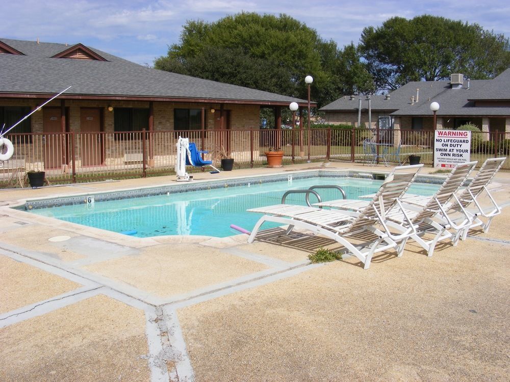 Americas Best Value Inn Lockhart Tx 외부 사진